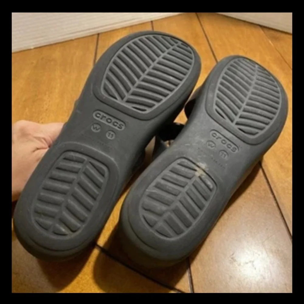 CROCS Monterey Strappy Wedge Black Sandals Comfort Women's 11 Travel Summer
